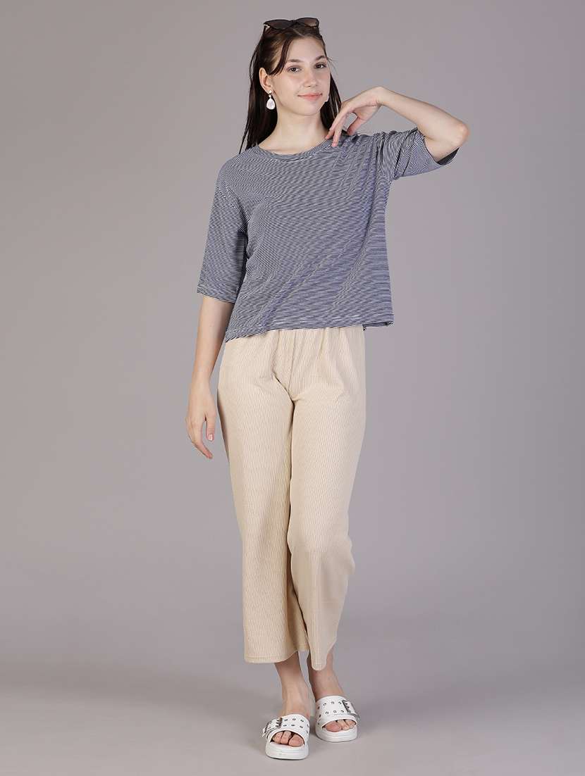 women striped short sleeve oversized t-shirt - 21930868 -  Standard Image - 5
