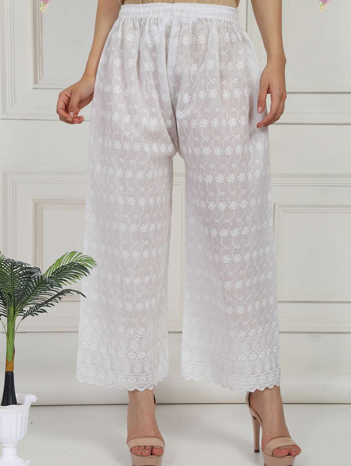 women embroidered mid rise straight palazzo