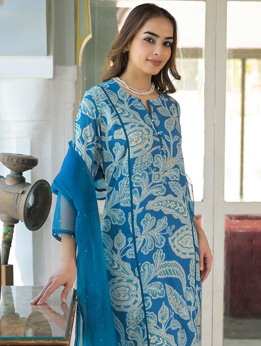 women three quarter sleeve kurta pant with dupatta set - 21931197 -  Standard Image - 5