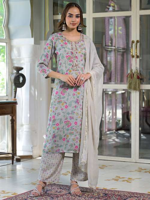 women three quarter sleeve kurta pant with dupatta set