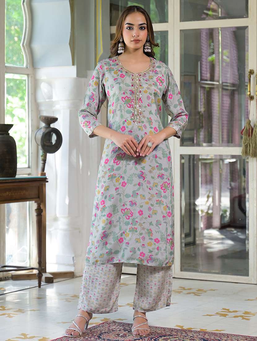 women three quarter sleeve kurta pant with dupatta set - 21931201 -  Standard Image - 3