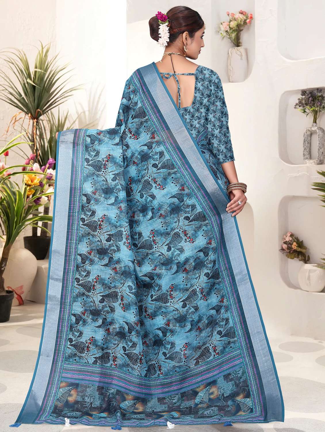 women printed casual wear saree with blouse - 21931209 -  Standard Image - 3