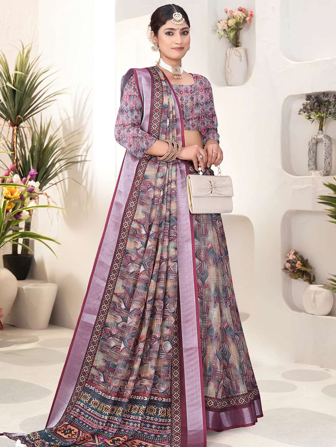 women printed casual wear saree with blouse
