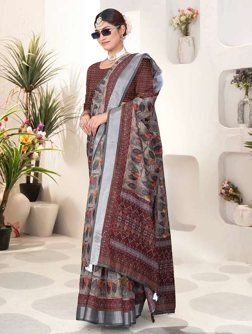 women printed casual wear saree with blouse - 21931212 -  Standard Image - 0