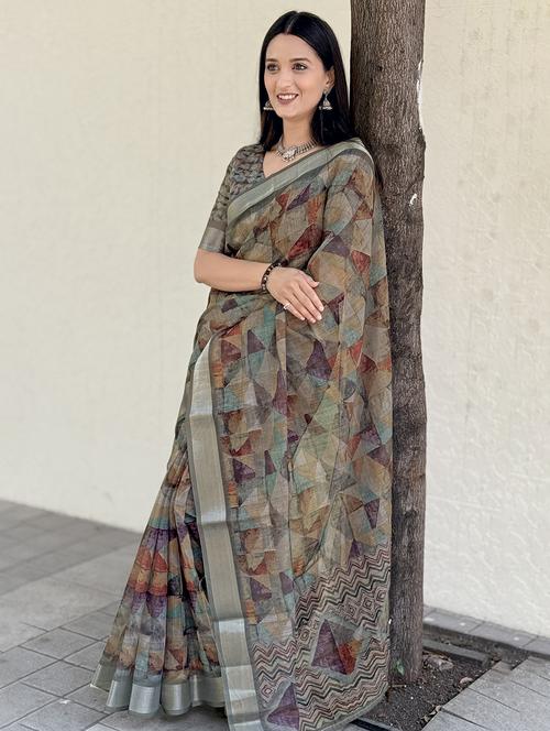 women printed casual wear saree with blouse - 21931219 -  Standard Image - 0