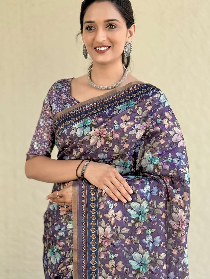 women printed casual wear saree with blouse - 21931237 -  Standard Image - 3