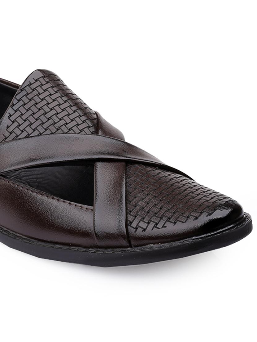 men brown slip on mojari - 21931600 - Standard Image - 5