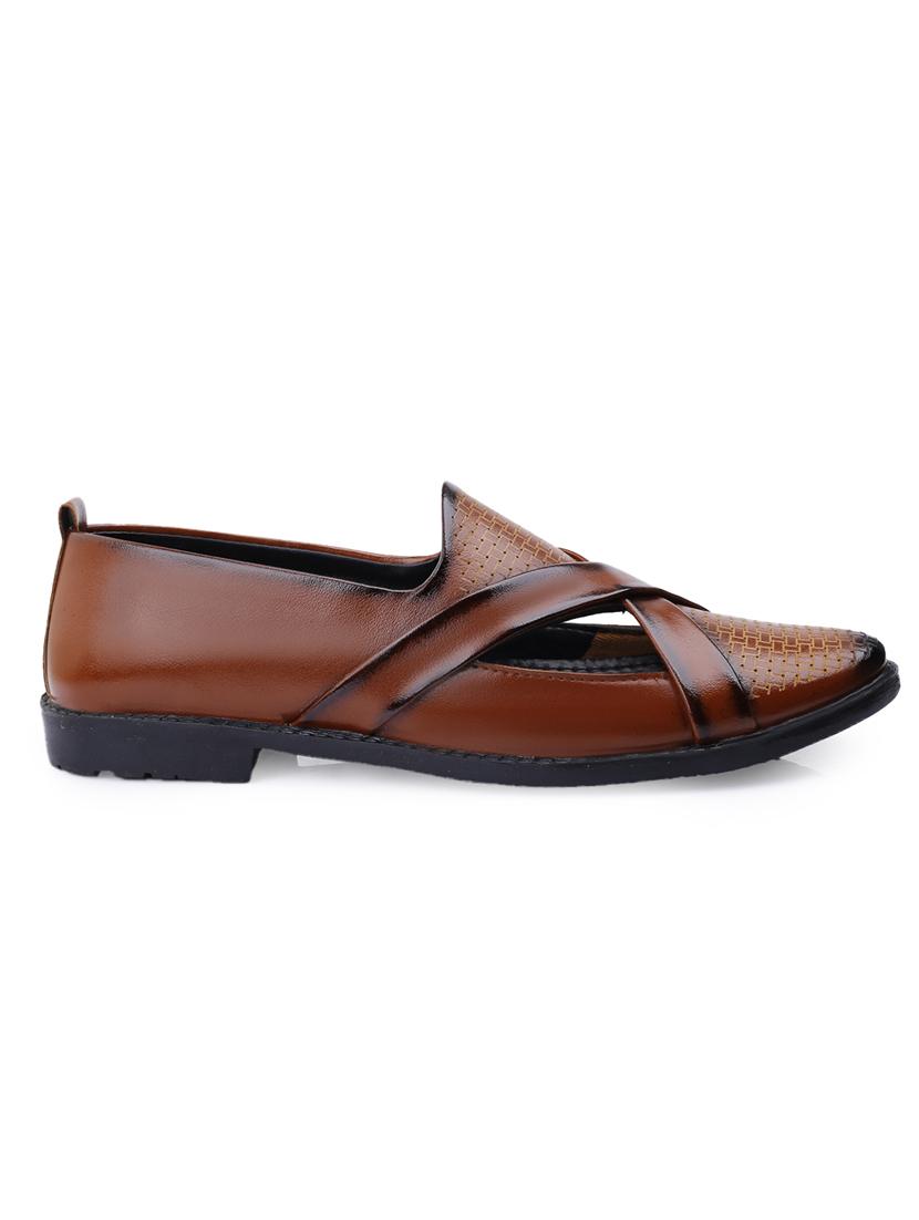 men tan slip on mojari - 21931601 - Standard Image - 3
