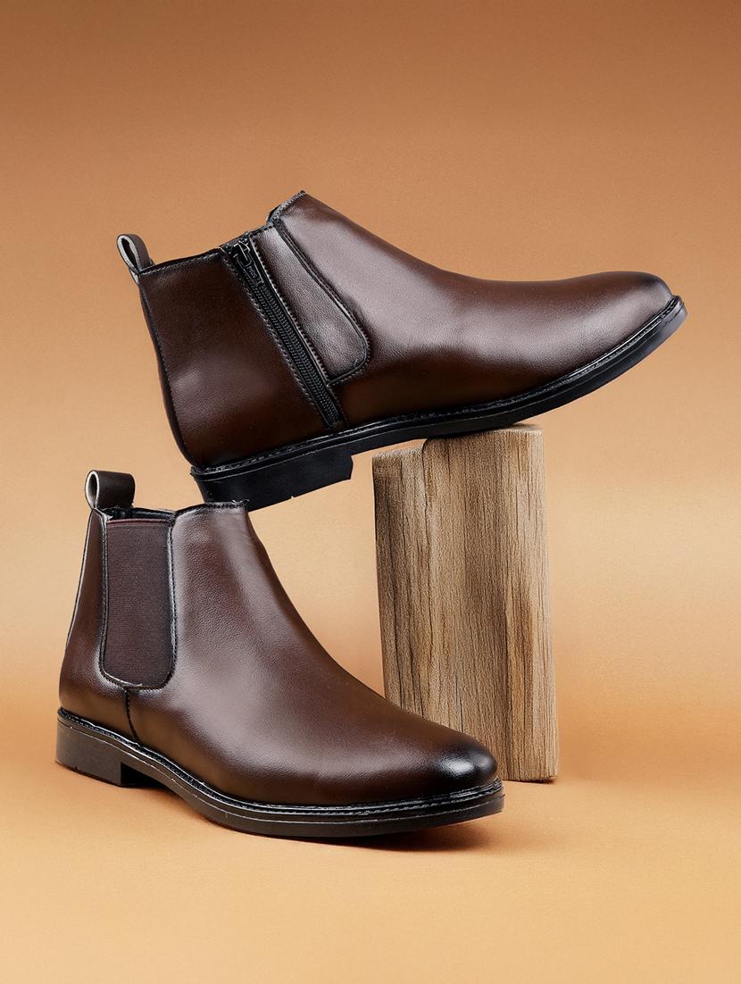 men solid slip on boot - 21931626 - Zoom Image - 0