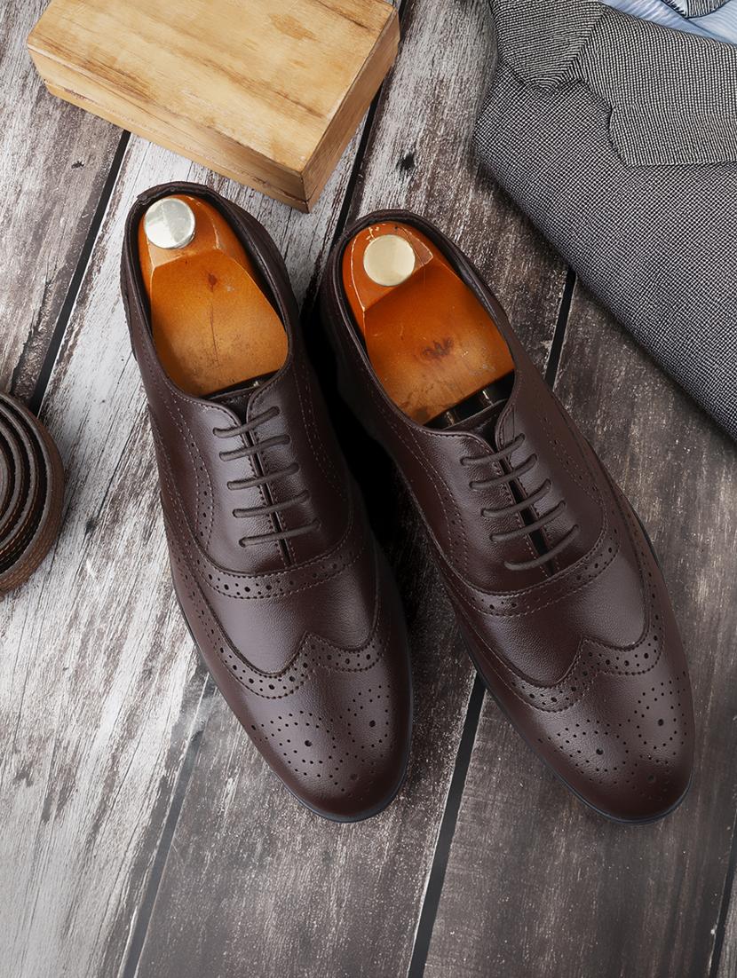 men brown lace-up brouge - 21931660 - Zoom Image - 0
