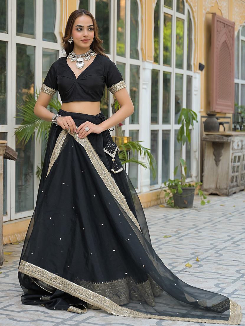 women black flared stitched lehenga - 21931949 - Standard Image - 3