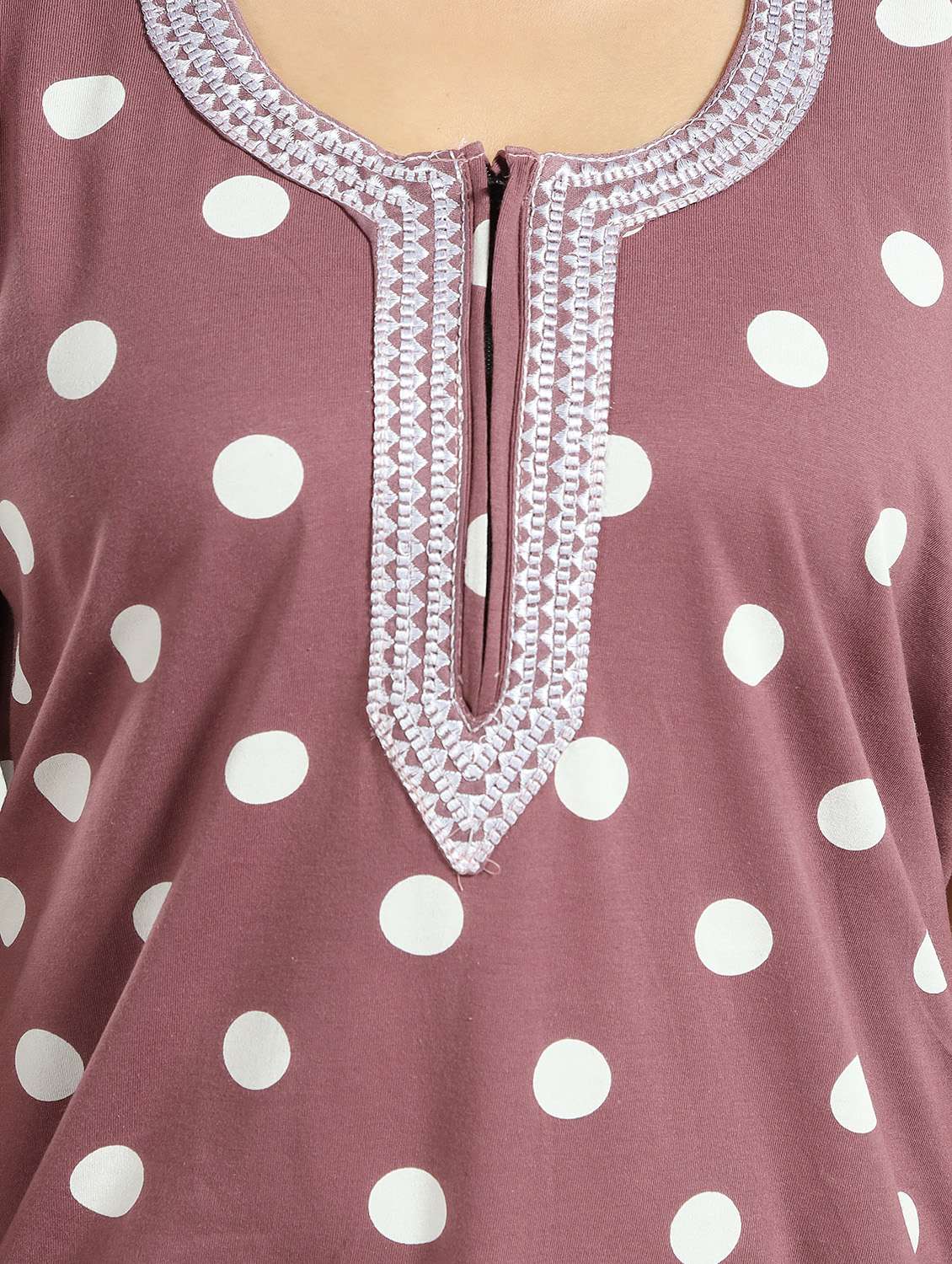 women polka doted short sleeves nighty - 21931963 -  Standard Image - 3