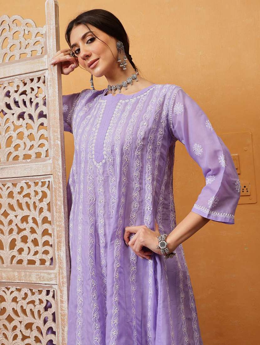women chikankari three quarter sleeve anarkali kurta - 21932026 -  Standard Image - 5
