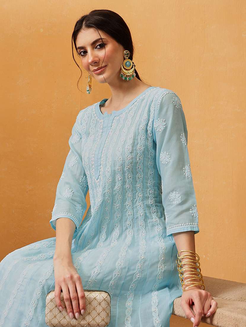 women chikankari three quarter sleeve anarkali kurta - 21932032 -  Standard Image - 5