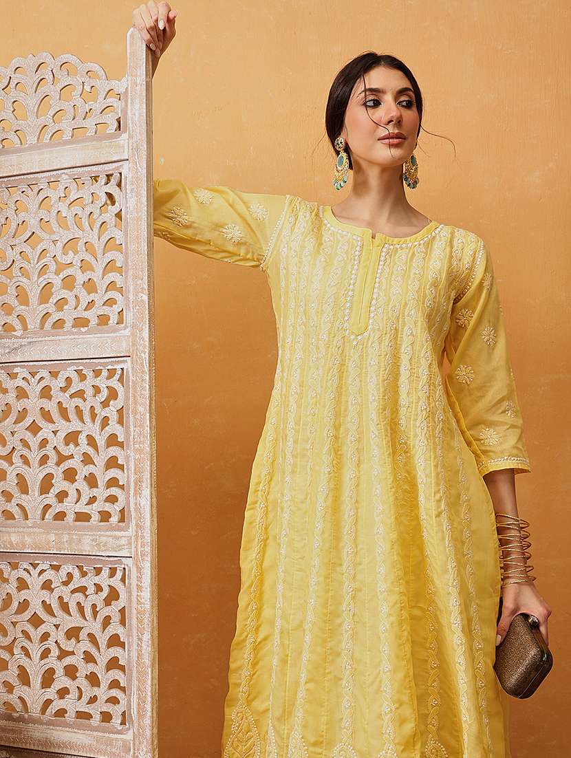 women chikankari three quarter sleeve anarkali kurta - 21932034 -  Standard Image - 5