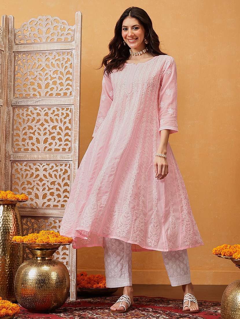 women chikankari three quarter sleeve anarkali kurta - 21932035 -  Standard Image - 3