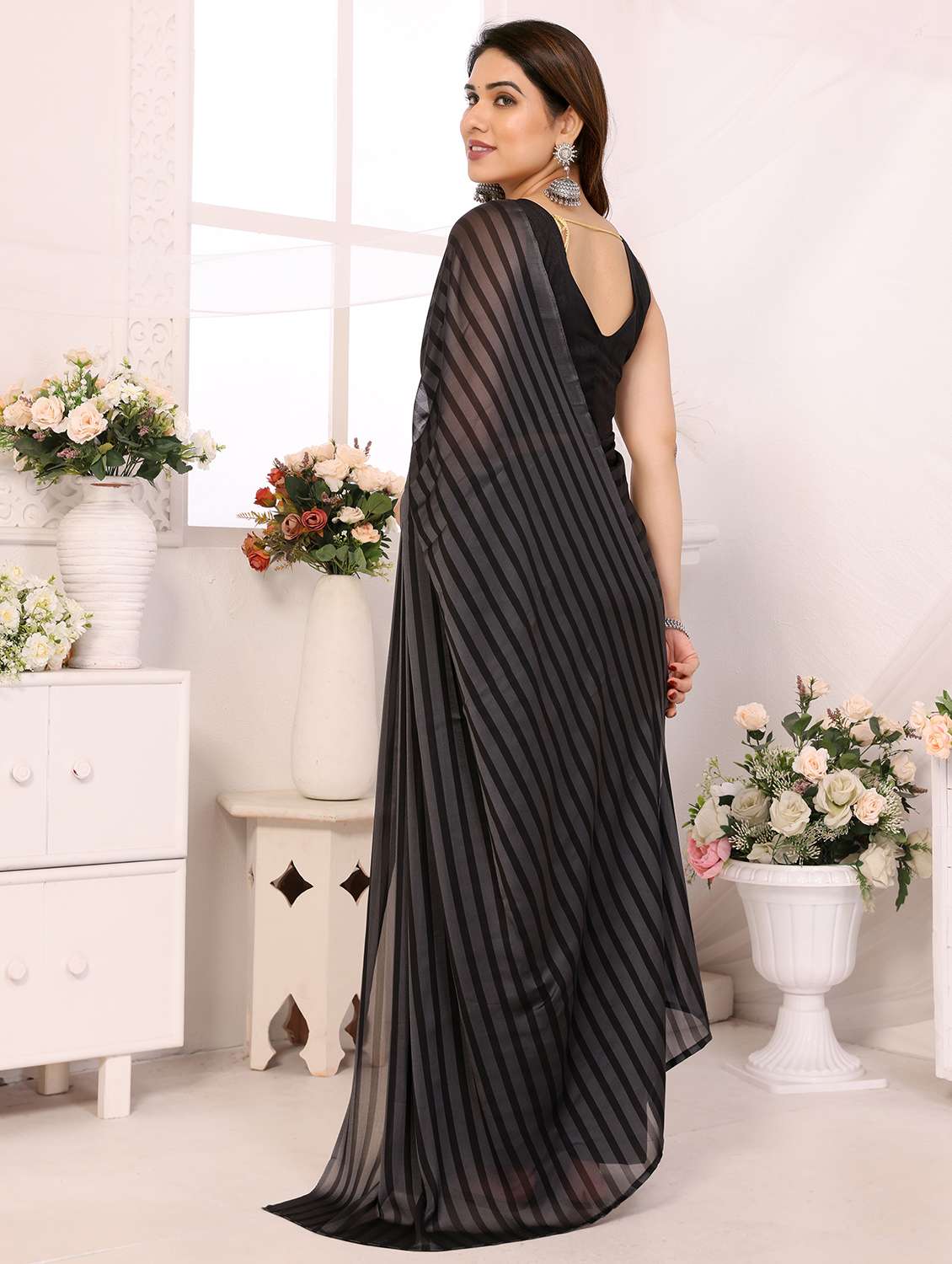 women striped ready to wear saree with blouse - 21932110 -  Standard Image - 3