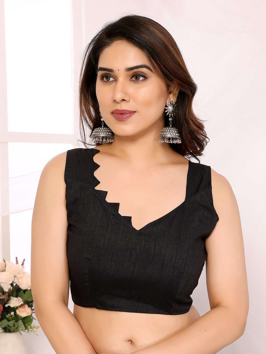 women striped ready to wear saree with blouse - 21932110 -  Standard Image - 5