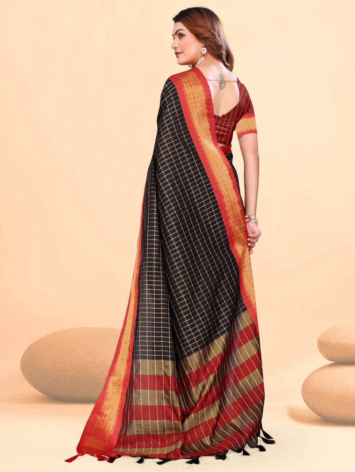 women checkered ready to wear saree with blouse - 21932149 -  Standard Image - 3