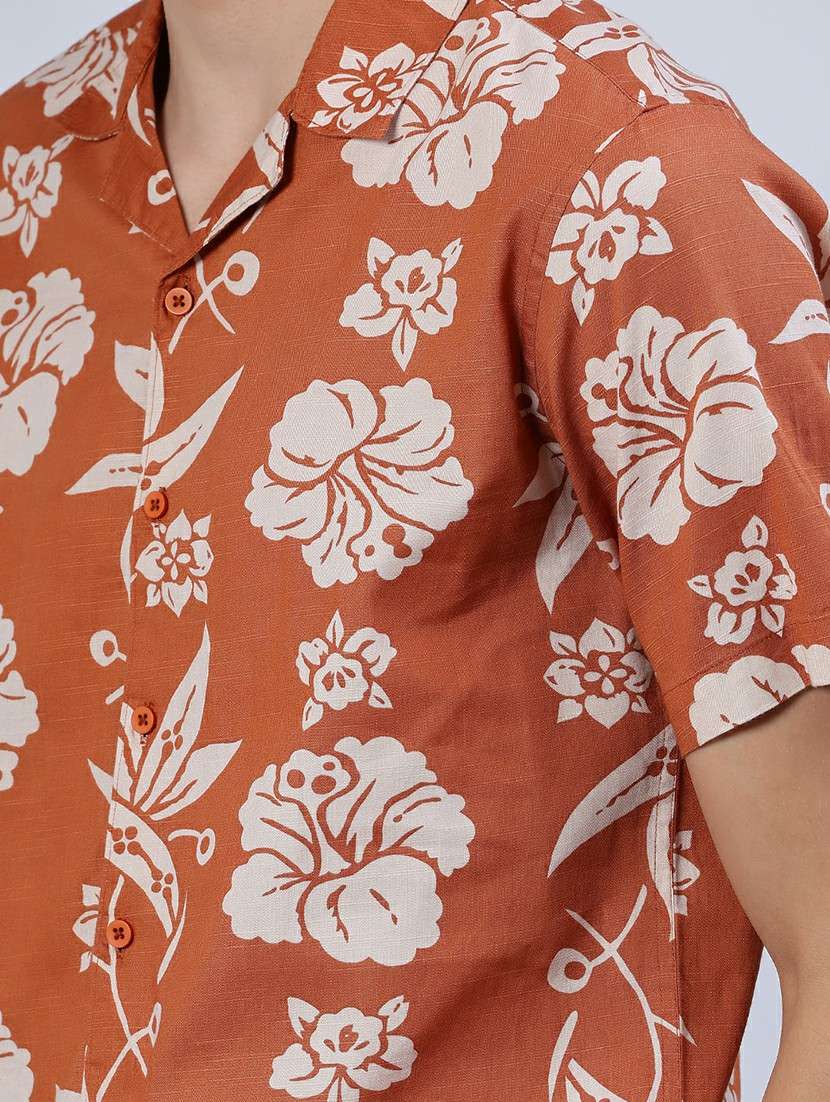 men printed collared short sleeve shirt - 21932385 -  Standard Image - 5