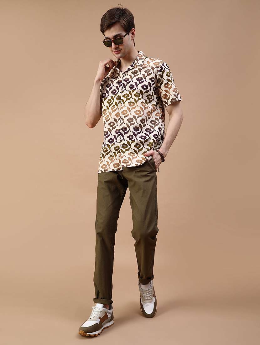 men floral short sleeve regular fit casual shirt - 21932386 -  Standard Image - 3