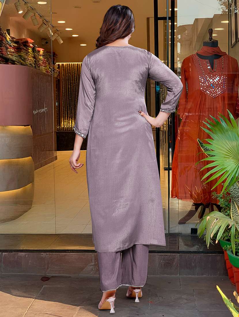 women three quarter sleeve kurta palazzo with dupatta set - 21932482 - Standard Image - 5