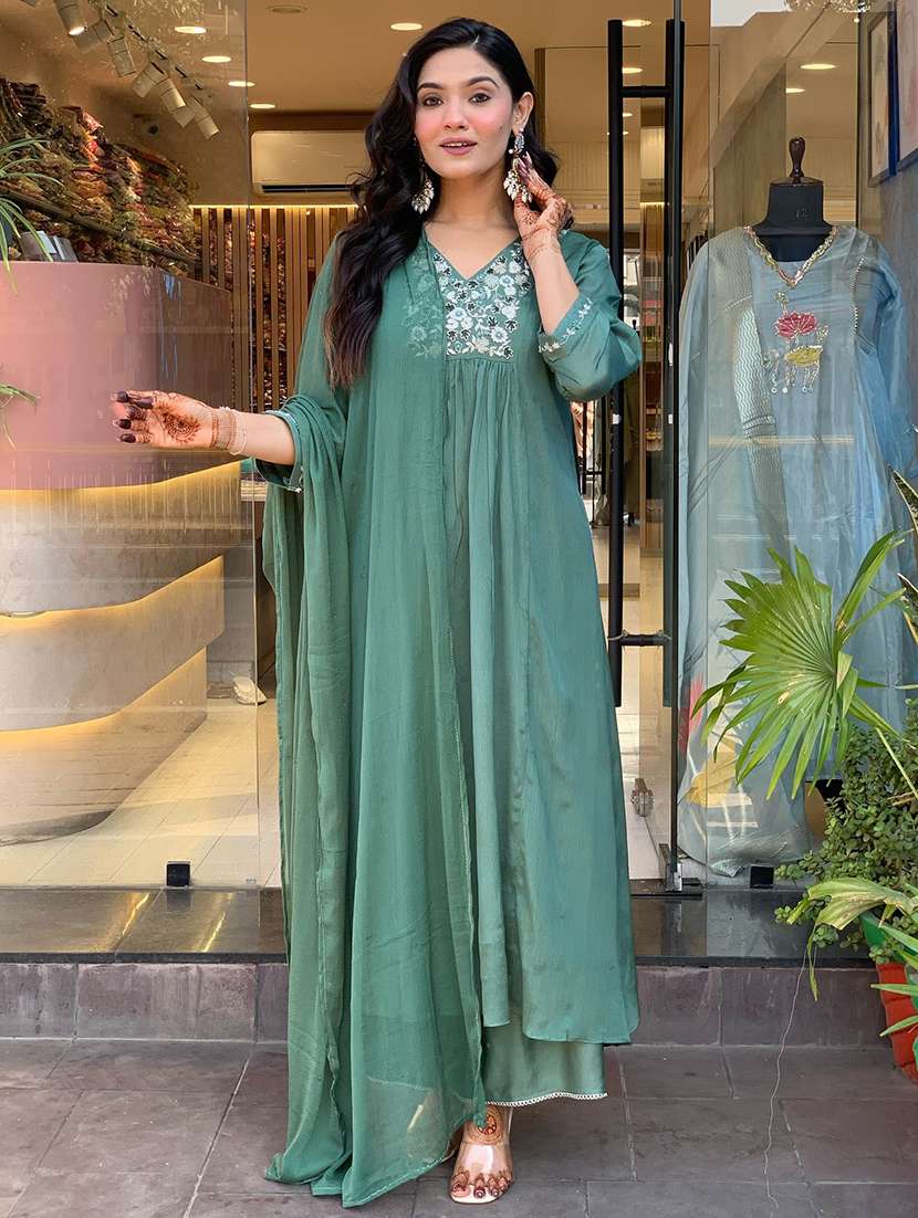 women three quarter sleeve kurta palazzo with dupatta set