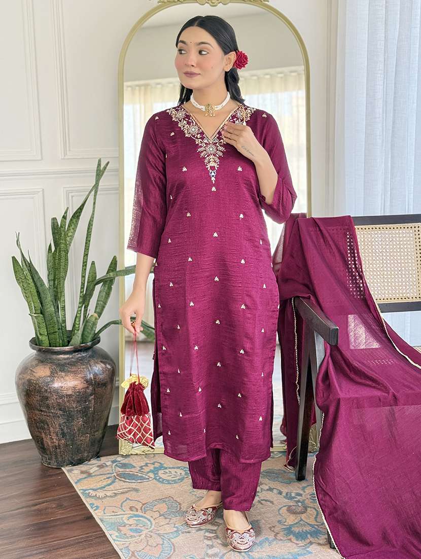 women three quarter sleeve kurta pant with dupatta set - 21932491 - Standard Image - 3