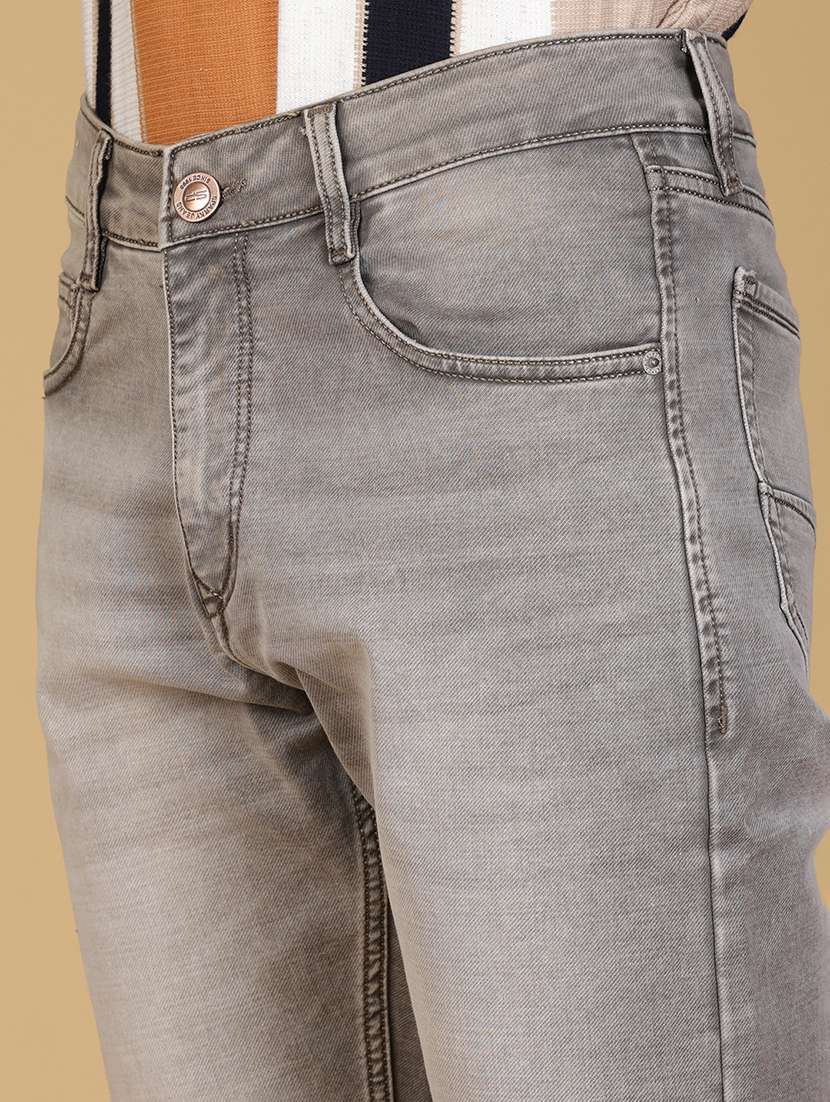 men solid mid rise slim fit jean - 21932553 - Standard Image - 5