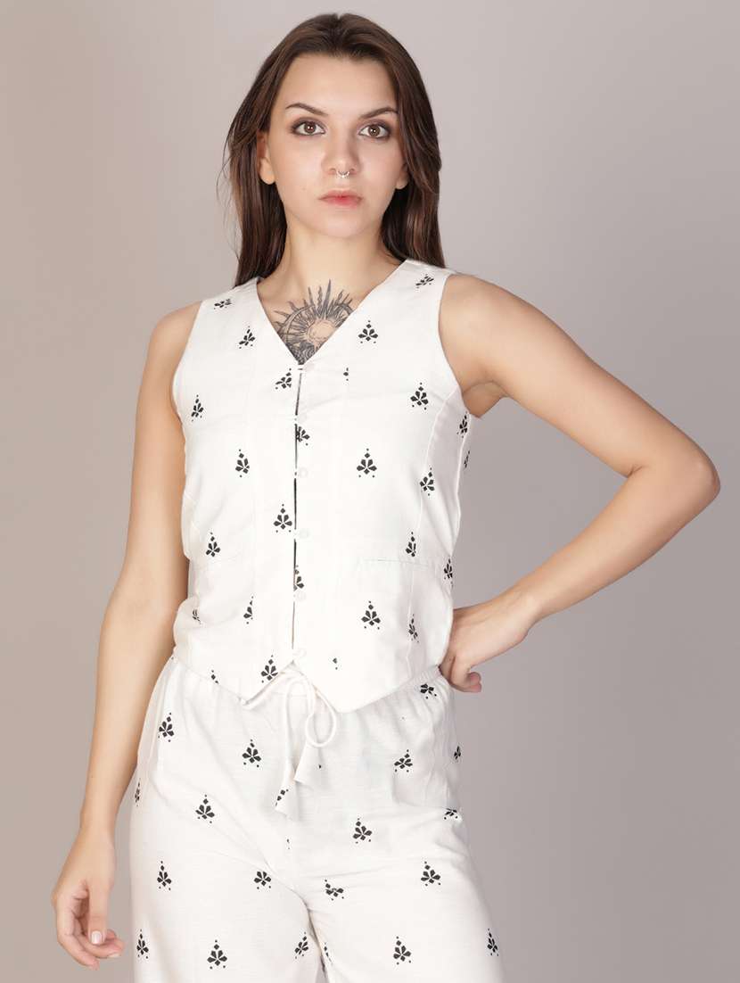 women white printed sleeveless vest top - 21932649 - Zoom Image - 0