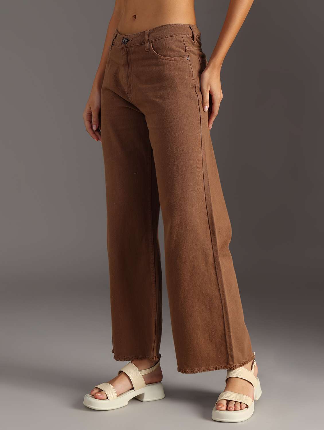 women solid mid rise wide leg jean - 21932681 -  Standard Image - 5