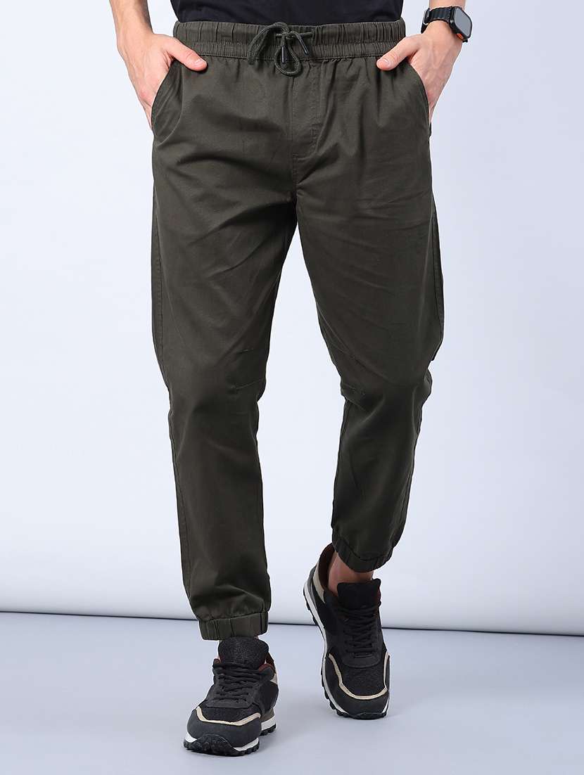 men solid mid rise relaxed fit jogger