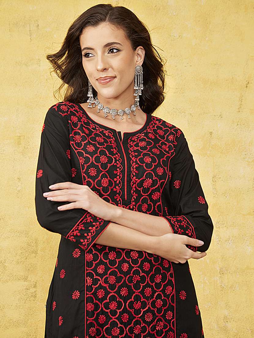 women chikankari three quarter sleeve straight kurta - 21933428 -  Standard Image - 3