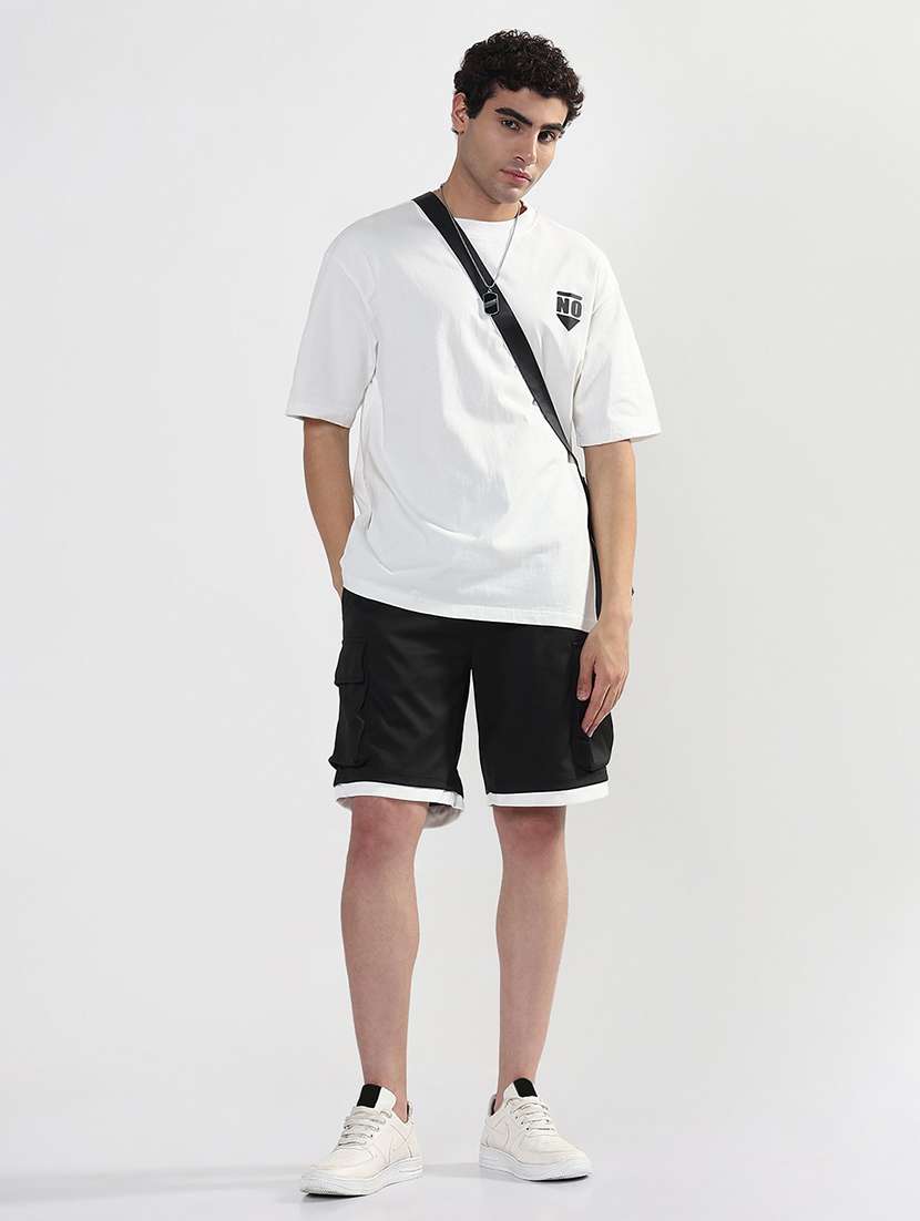 men black solid low rise relaxed fit cargo shorts - 21933431 -  Standard Image - 5