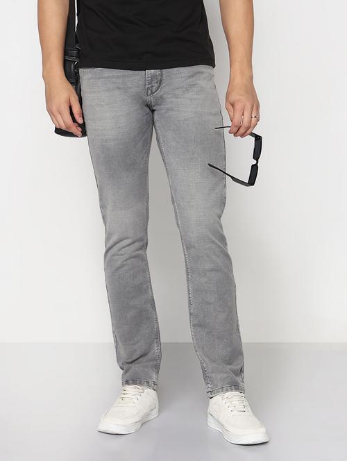 men solid mid rise slim fit jean - 21933436 - Standard Image - 0