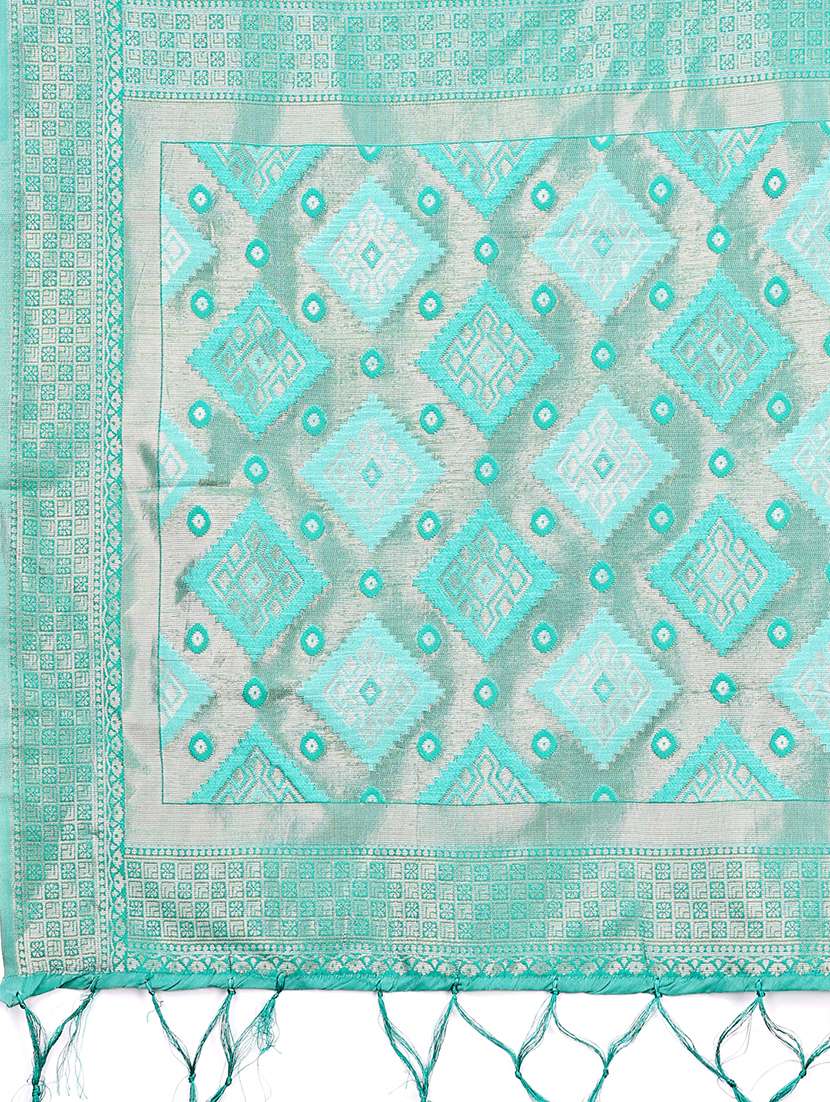 women self design bordered saree with blouse - 21933545 -  Standard Image - 3