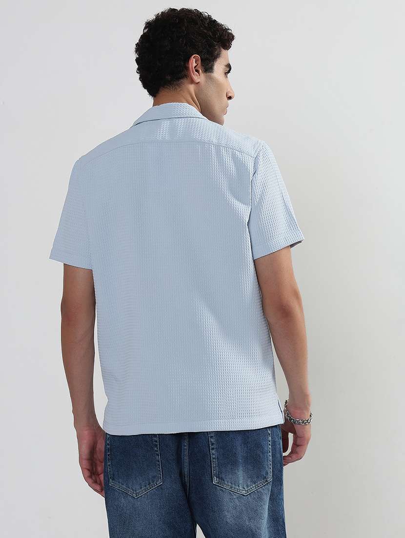 men textured cuban collar short sleeve shirt - 21933677 -  Standard Image - 3