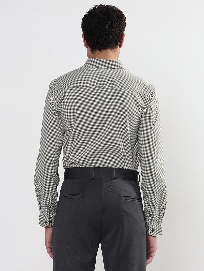 men checkered long sleeve collared formal shirt - 21933684 - Standard Image - 3