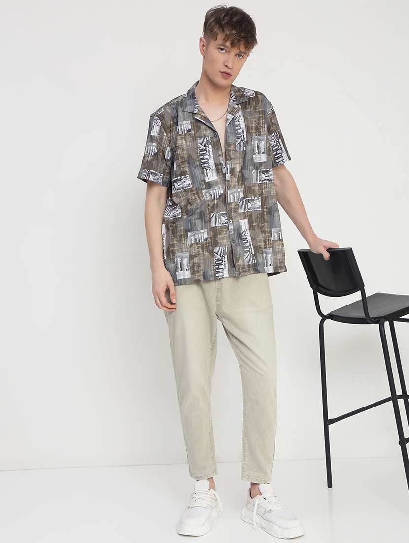 men printed cuban collar short sleeve shirt - 21933697 -  Standard Image - 5
