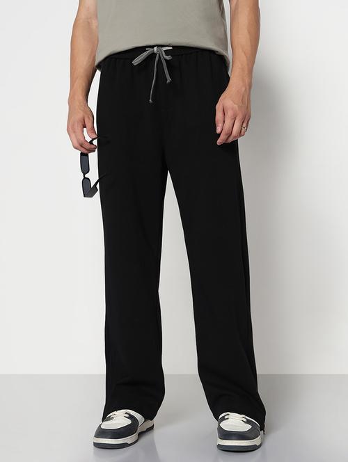 men black solid low rise full length track pant - 21933765 -  Standard Image - 0