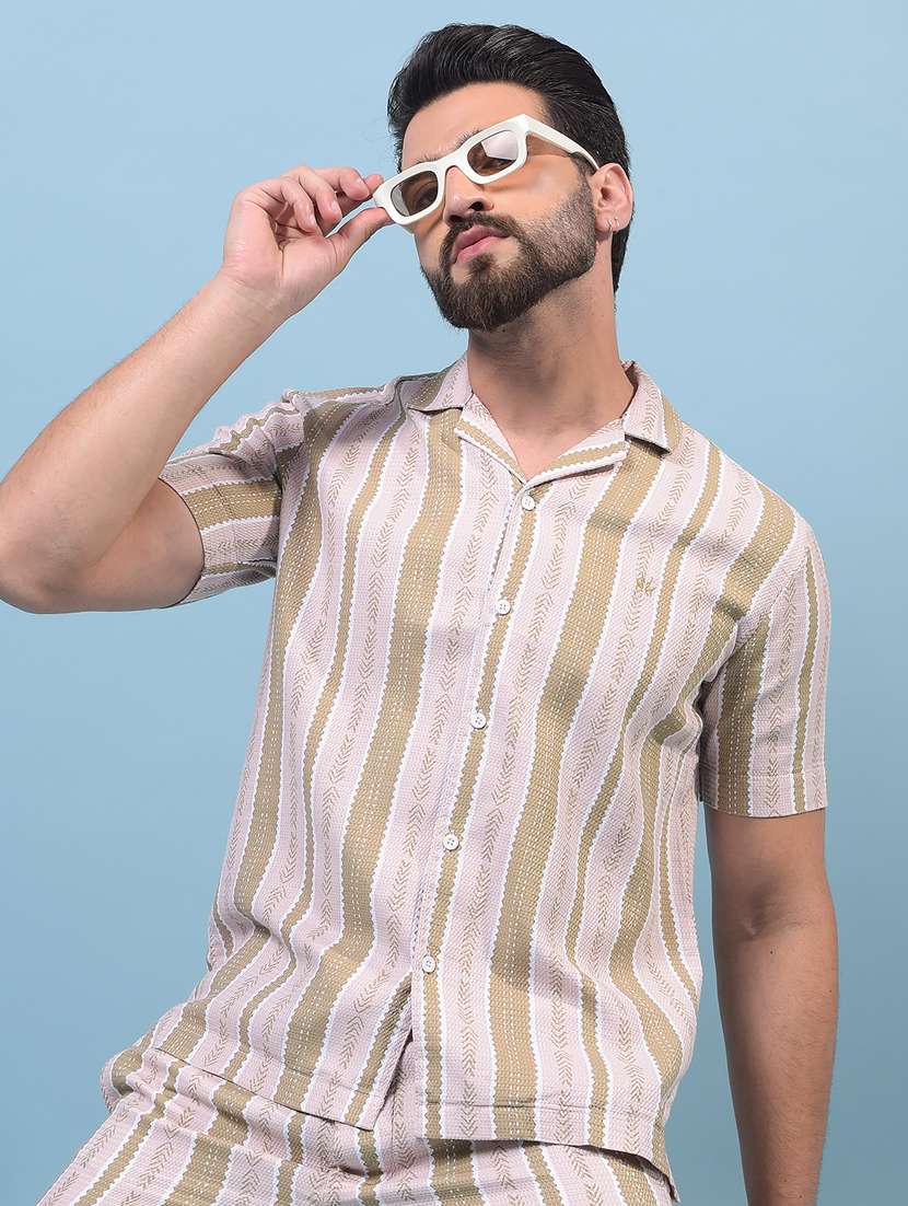 men self design short sleeve slim fit casual shirt