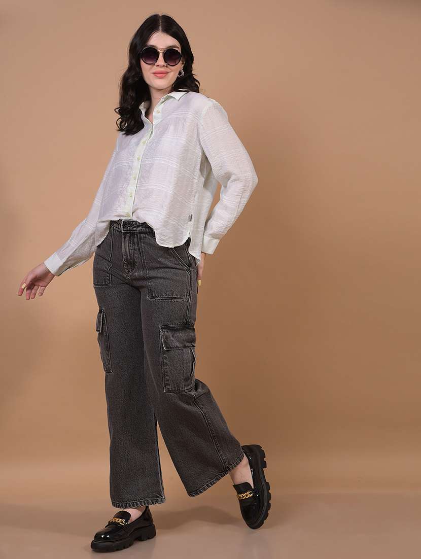 women solid mid rise denim cargo - 21933970 -  Standard Image - 5