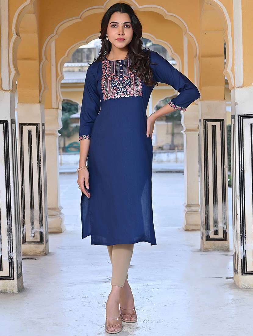 women three quarter sleeve straight kurta - 21933990 -  Standard Image - 5