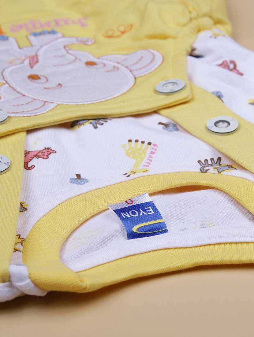 boys printed t-shirt & dungaree casual wear set - 21934149 -  Standard Image - 3