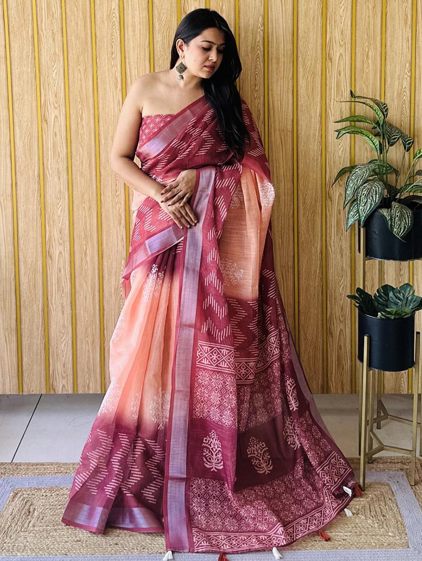 women printed casual wear saree with blouse - 21934995 - Zoom Image - 0
