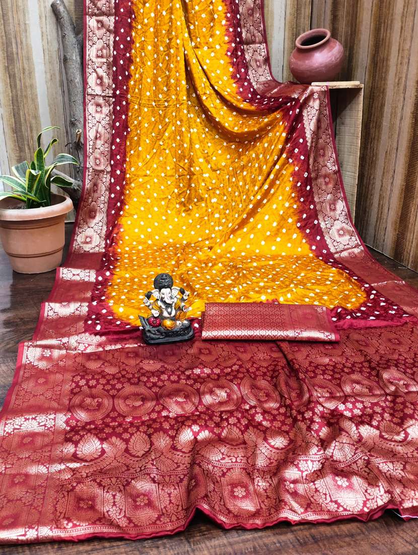 women bandhani bordered saree with blouse - 21935072 -  Standard Image - 3