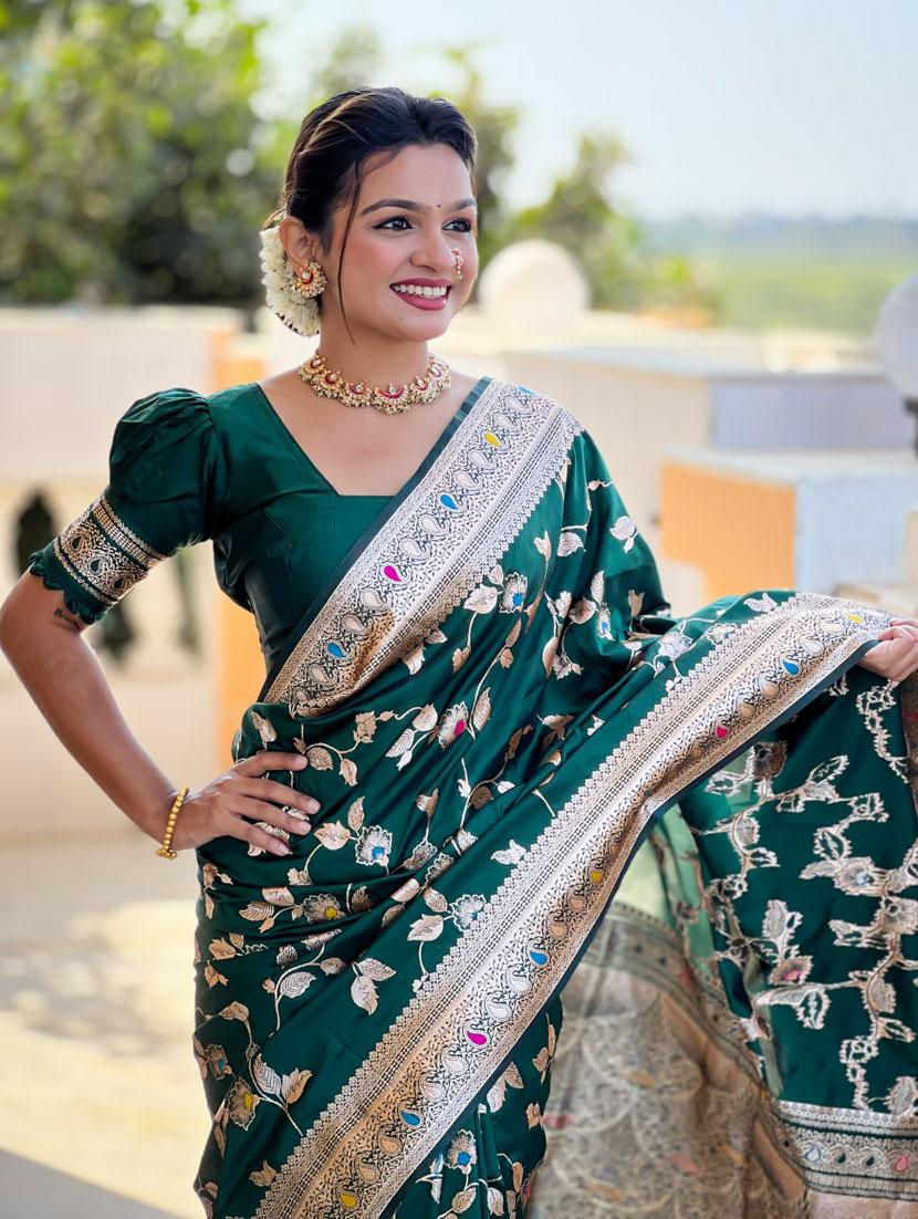 women self design banarasi saree with blouse - 21935102 - Standard Image - 3