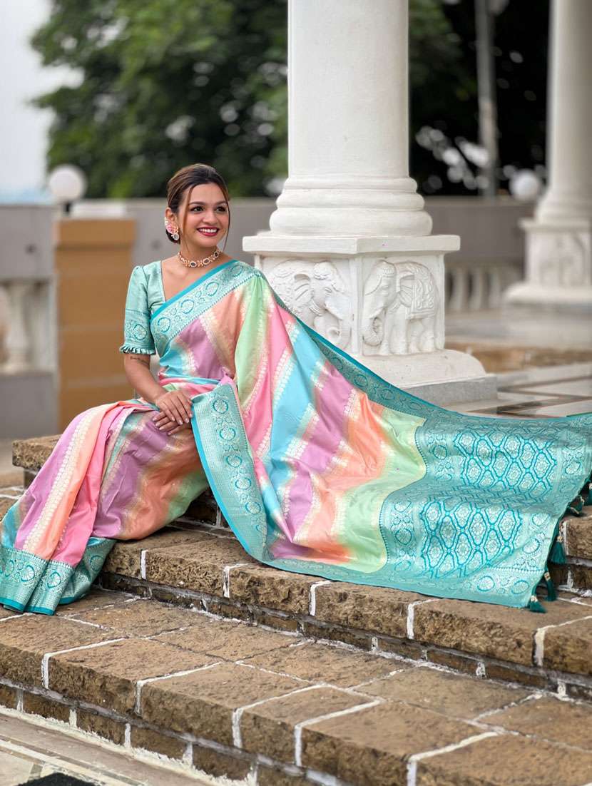 women self design banarasi saree with blouse - 21935151 -  Standard Image - 3