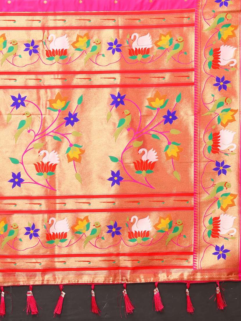 women self design paithani saree with blouse - 21935164 - Standard Image - 3