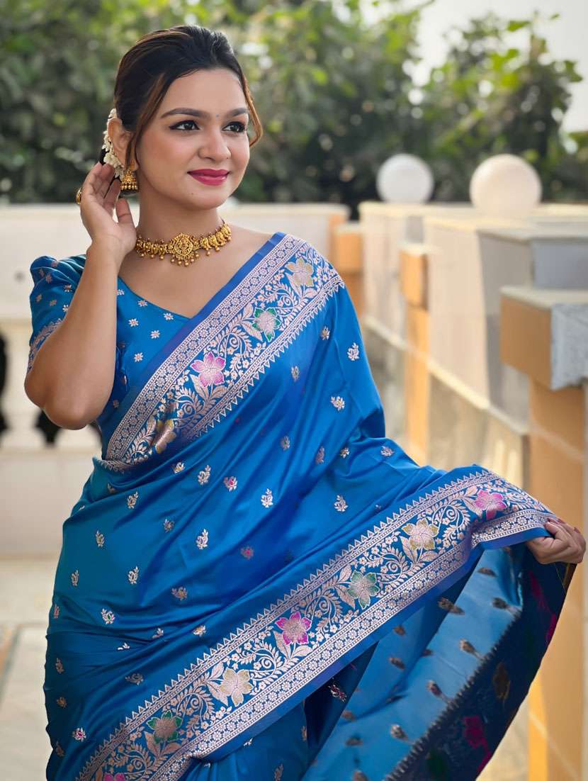 women self design banarasi saree with blouse - 21935178 -  Standard Image - 3